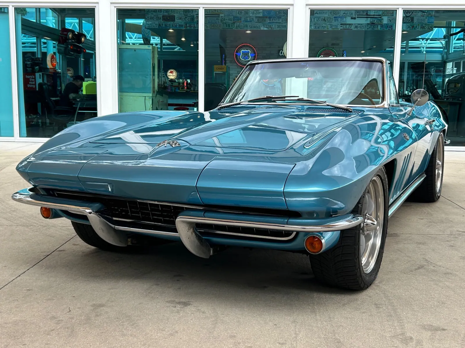 1965 Chevrolet Corvette convertible