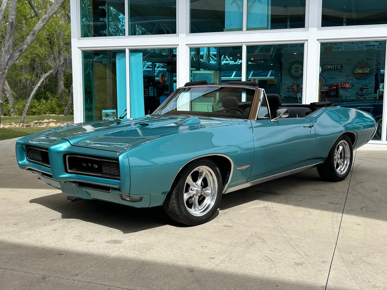 1968 Pontiac GTO photo 2