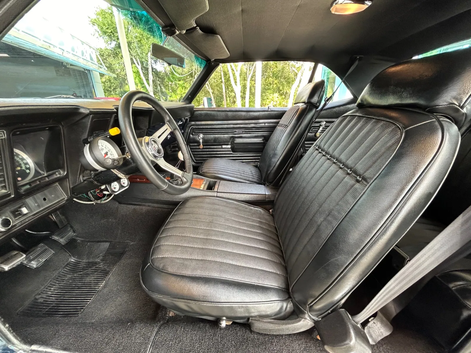 1969 Chevrolet Camaro SS photo 11