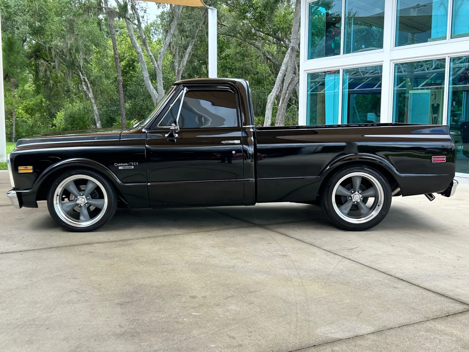 1970 Chevrolet C10 photo 3