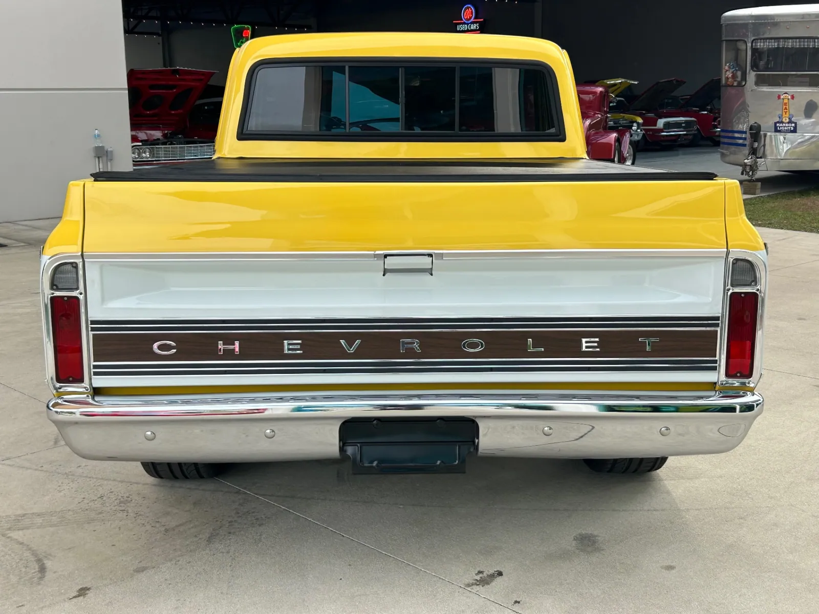 1972 Chevrolet C10 photo 2